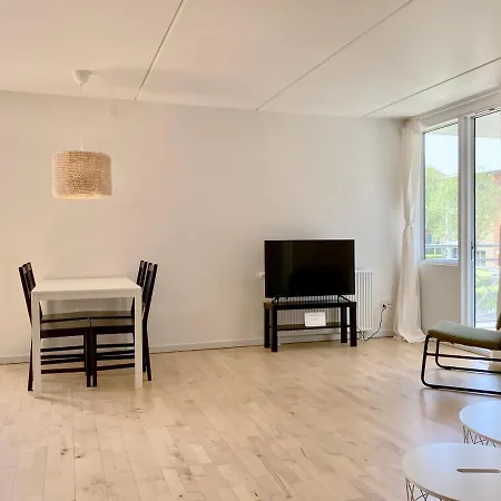 Newly Renovated Two Bedroom In Center Of Herning