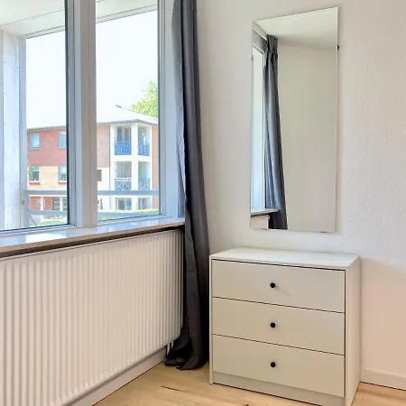 Newly Renovated Two Bedroom In Center Of Apartment Herning